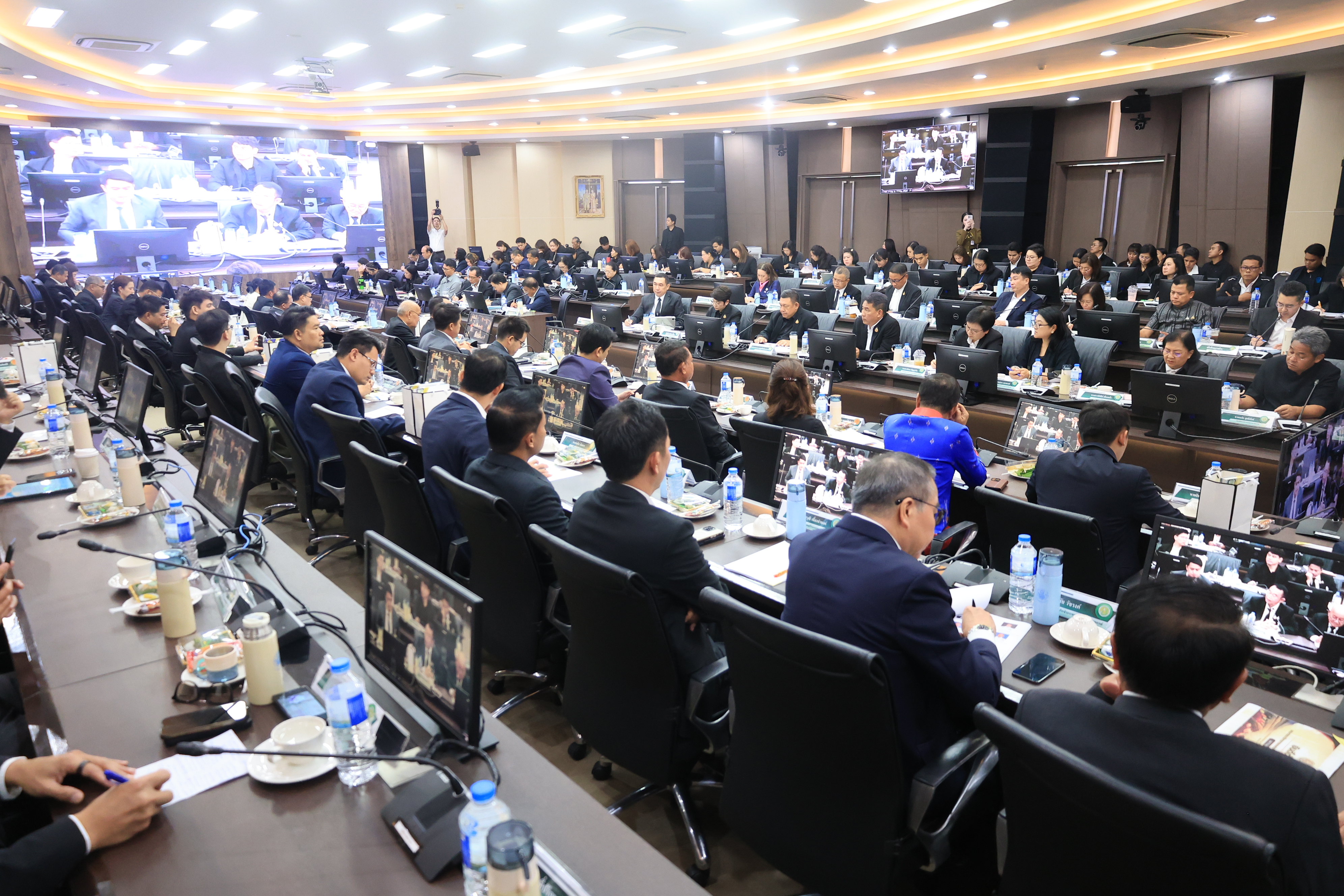 title - ส.ป.ก.เข้าร่วมการประชุมหารือการดำเนินงานด้านการเกษตรและสหกรณ์ร่วมกับคณะกรรมาธิการการเกษตรและสหกรณ์ สภาผู้แทนราษฎร